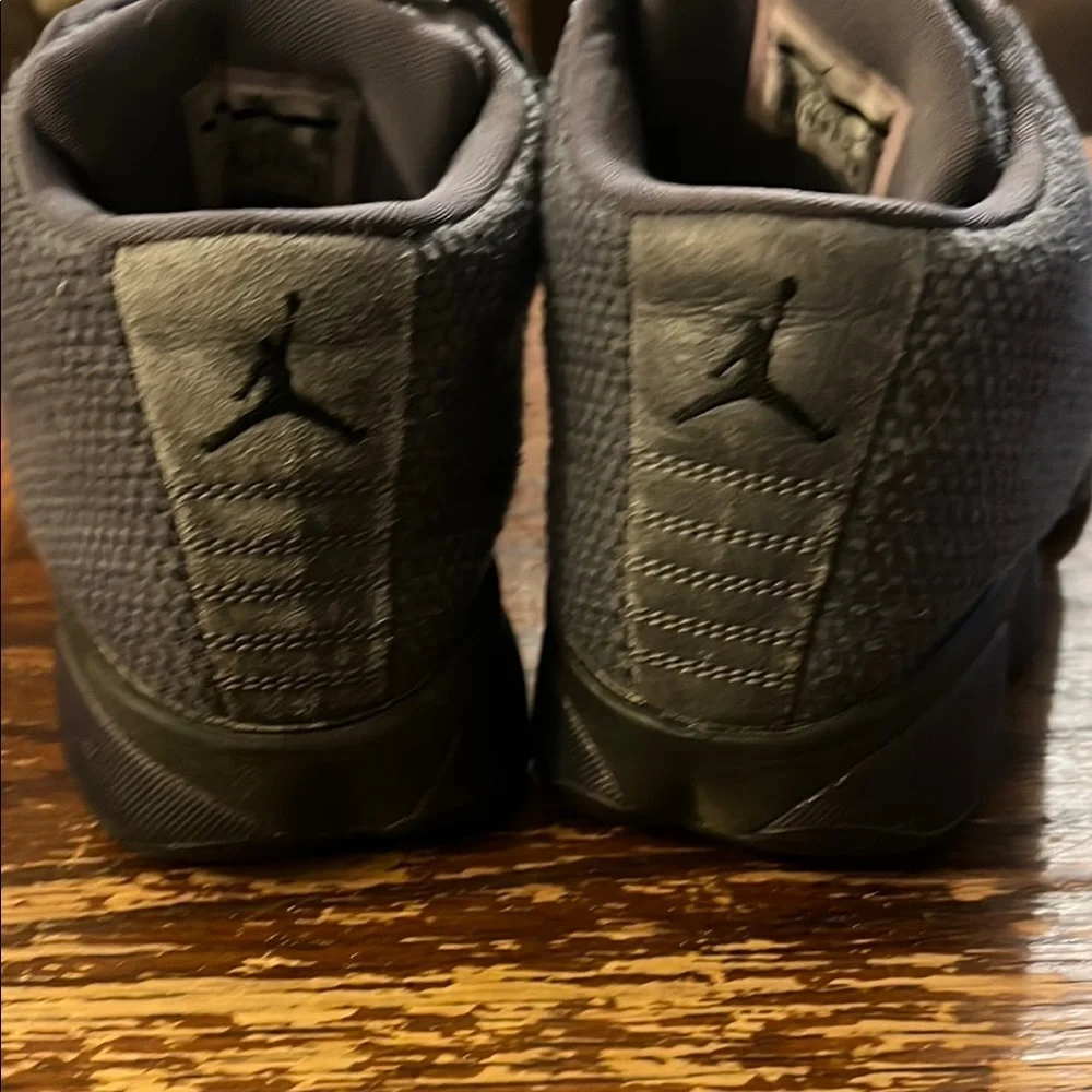 Jordan Men's Black Sneakers